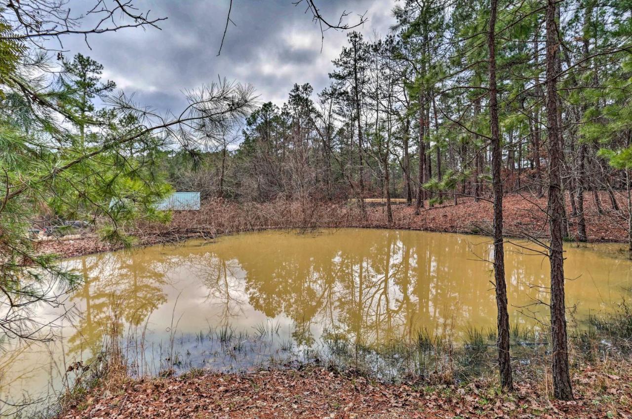 Broken Bow Log Cabin With Fire Pit, Pond, And Deck! Ngoại thất bức ảnh
