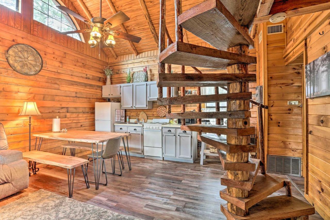 Broken Bow Log Cabin With Fire Pit, Pond, And Deck! Ngoại thất bức ảnh